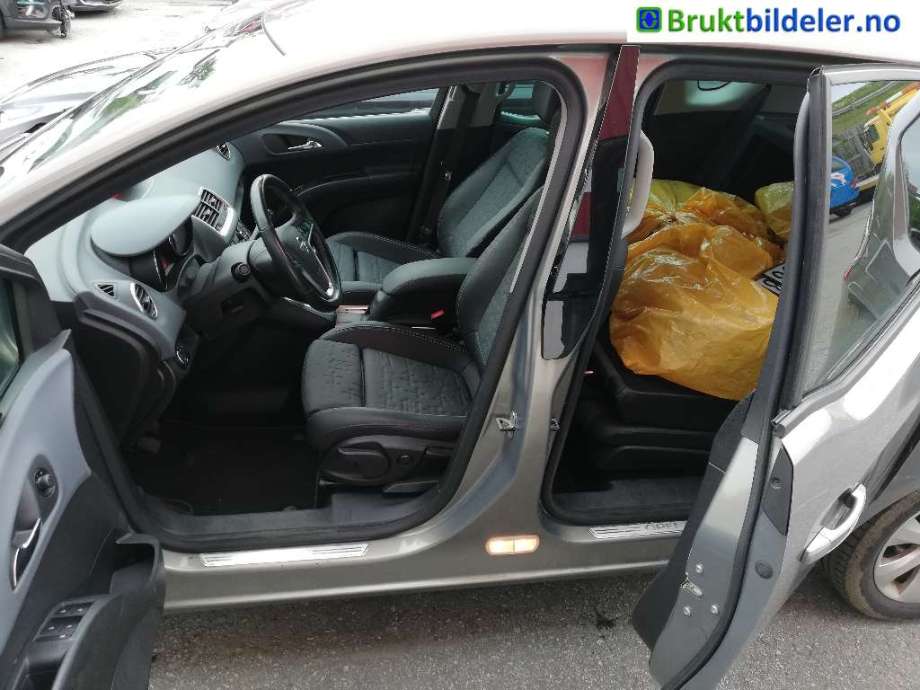 Opel Meriva B 2010-2017 , Motorkode: A14NEL;B14NEL, Girkassekode: 