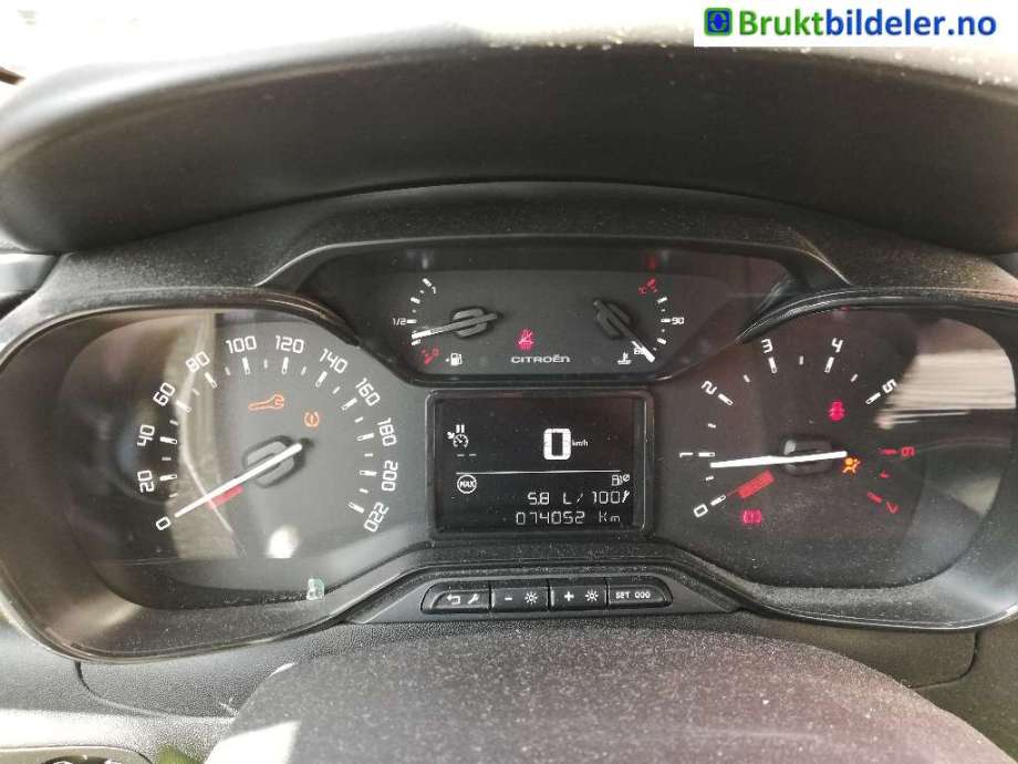 Citroën C3 2016-->> (Type III) , Motorkode: HMZ, Girkassekode: 