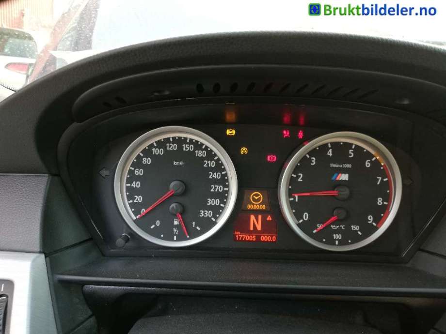 BMW 5-Serie 2003-2010 (E60/E61) (E60/E61), Motorkode: S85-B50A, Girkassekode: 