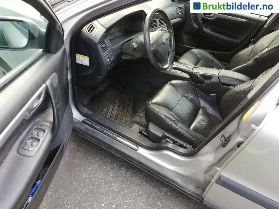 Volvo S60 2000-2004 (Type I, Fase 1) , Motorkode: D5244T, Girkassekode: 