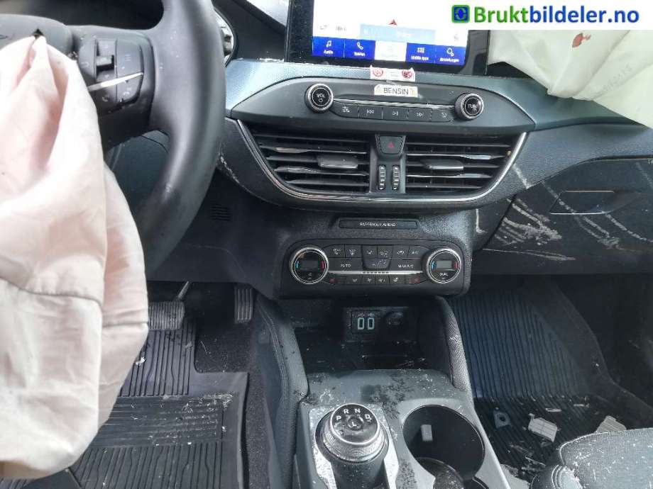Ford Focus 2018-->> (Type IV) , Motorkode: B7DA, Girkassekode: 8F24