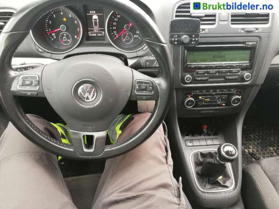 VW Golf VI 2008-2012 , Motorkode: CAXA, Girkassekode: MCB