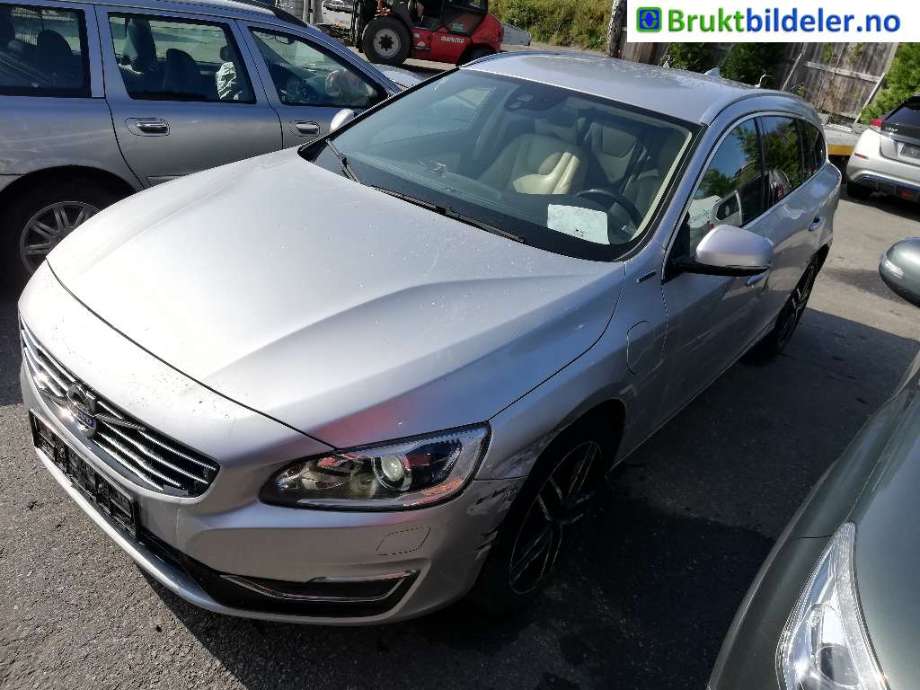 Volvo V60/V60 CC 2013-2018 (Type I, Fase 2) , Motorkode: D5244T15, Girkassekode: 