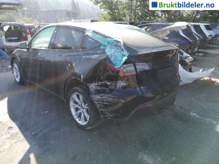 Tesla Model Y 2021-2024 (Type I) , Motorkode: , Girkassekode: 