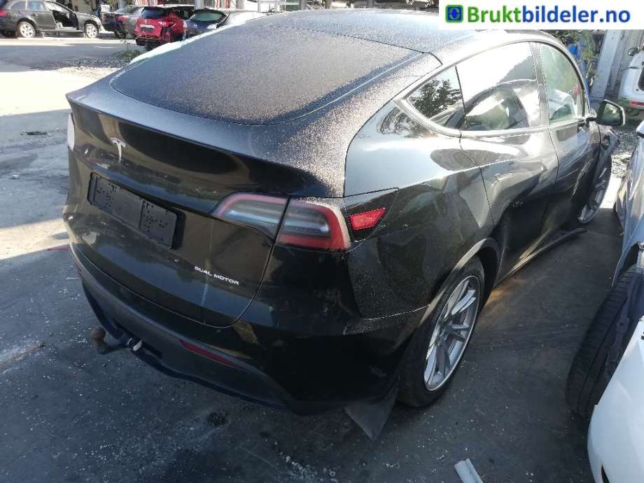 Tesla Model Y 2021-2024 (Type I) , Motorkode: , Girkassekode: 