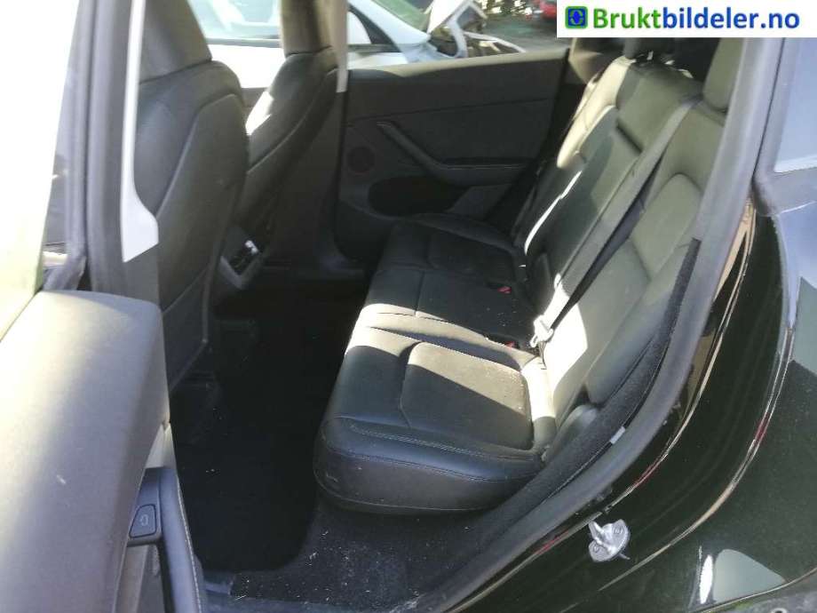 Tesla Model Y 2021-2024 (Type I) , Motorkode: , Girkassekode: 