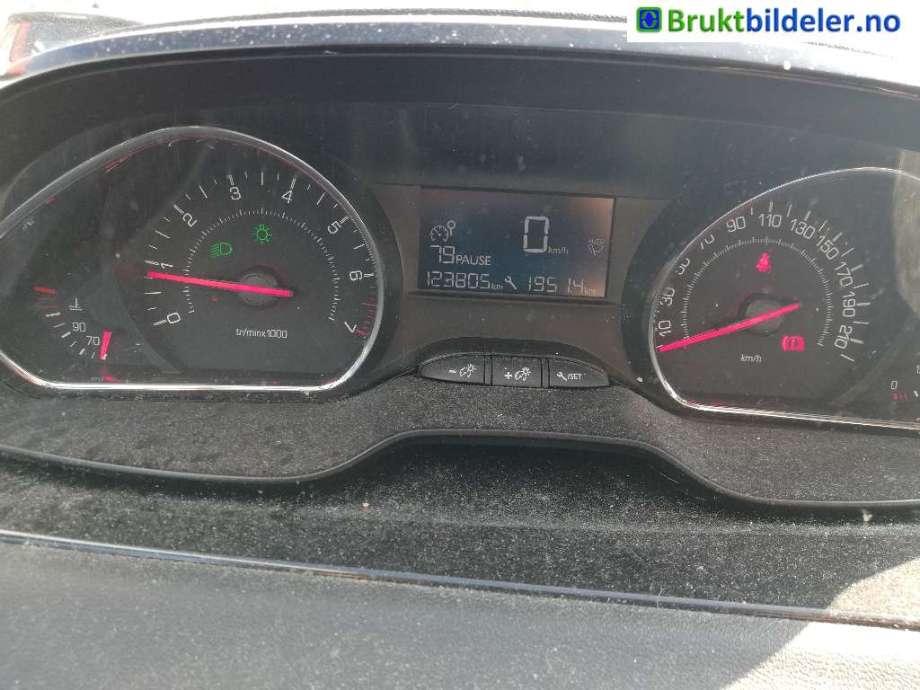 Peugeot 208 2012-2019 (Type I) delebil , Motorkode: HMZ, Girkassekode: 