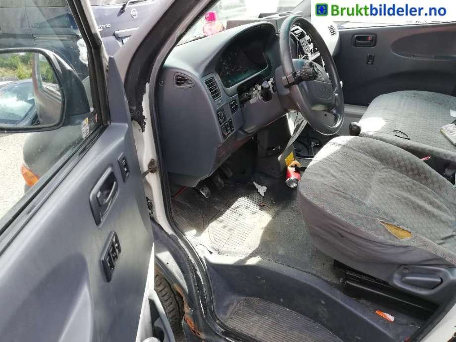 Toyota Hiace 2001-2006 (Fase 2) , Motorkode: 2KD-FTV, Girkassekode: 