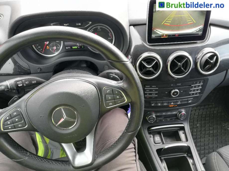 Mercedes B-Klasse 2011-2018 (W246) (W246), Motorkode: EM780.990, Girkassekode: 