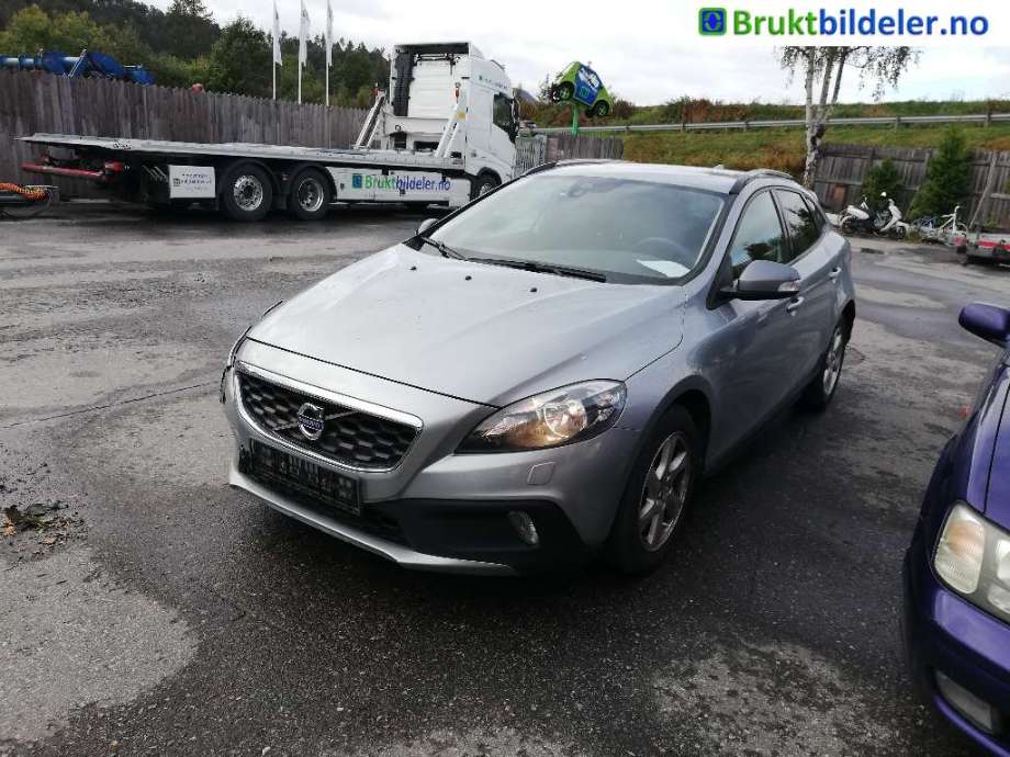 Volvo V40 2012-2019 , Motorkode: B4154T4, Girkassekode: 6-AUT 2WD / TF-71SC