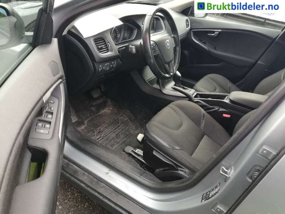 Volvo V40 2012-2019 , Motorkode: B4154T4, Girkassekode: 6-AUT 2WD / TF-71SC