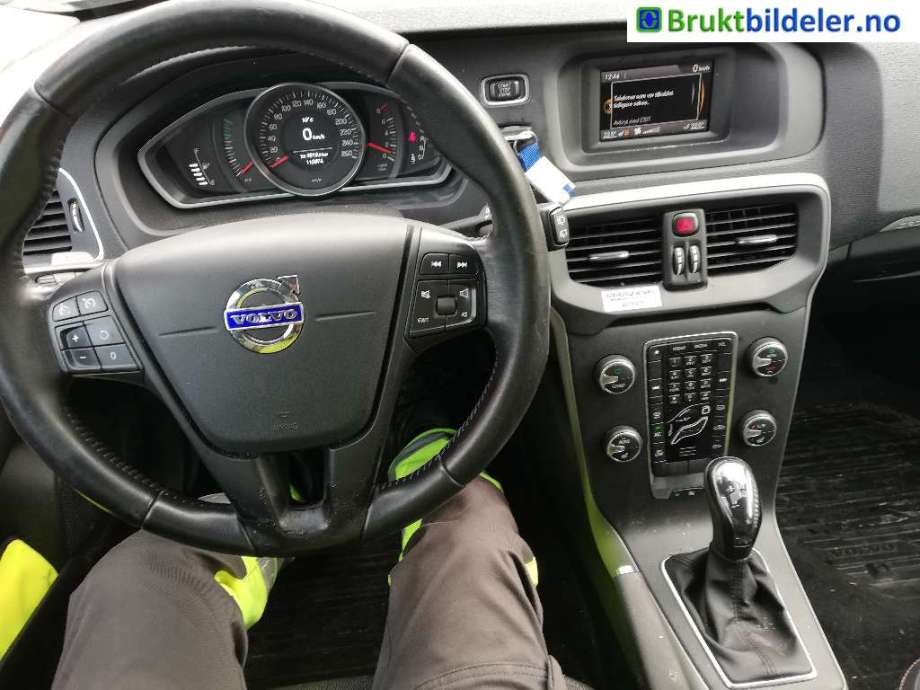 Volvo V40 2012-2019 , Motorkode: B4154T4, Girkassekode: 6-AUT 2WD / TF-71SC