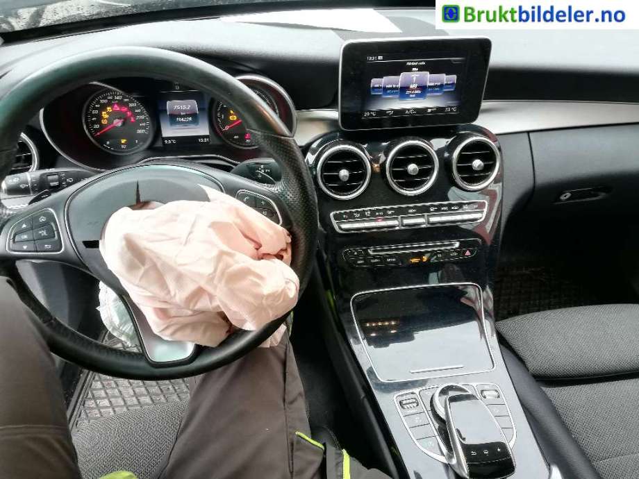 Mercedes C-Klasse 2014-2018 (Fase 1) (W205) (W205), Motorkode: M274.910, Girkassekode: 722.995