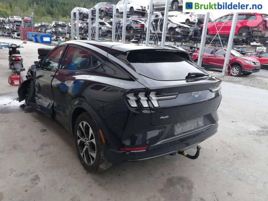 Ford Mustang Mach-e 2020-->> , Motorkode: U, Girkassekode: 