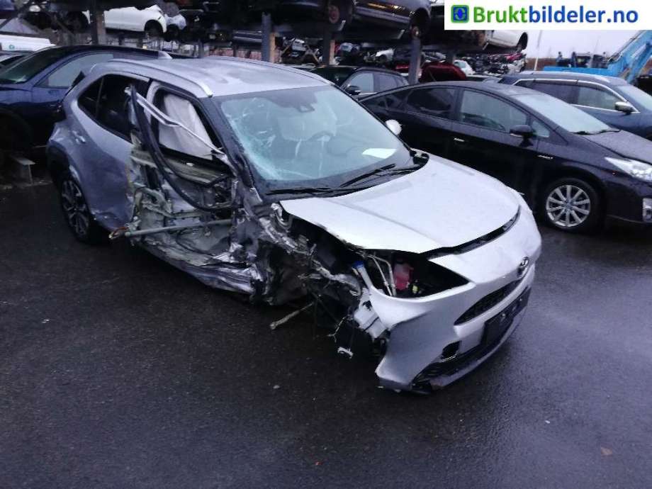 Toyota Yaris Cross (SUV) 2021-->> delebil , Motorkode: M15A-FXE, Girkassekode: 