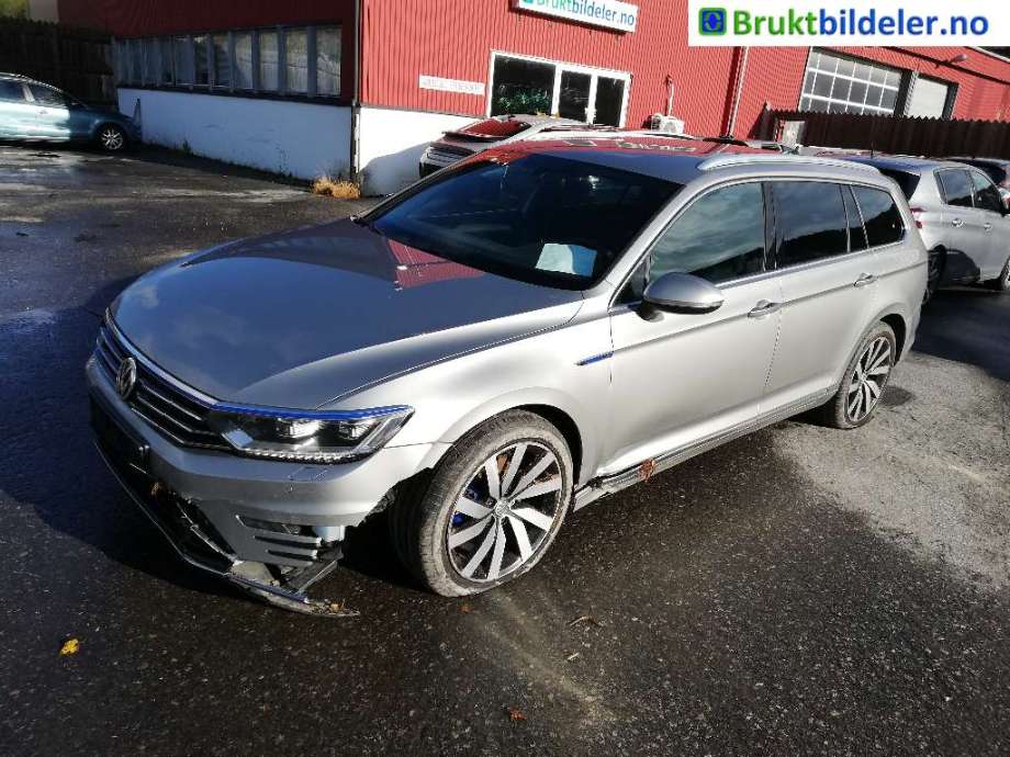VW Passat 2015-2019 (Fase 1) (B8) (B8), Motorkode: CUKC, Girkassekode: RXG