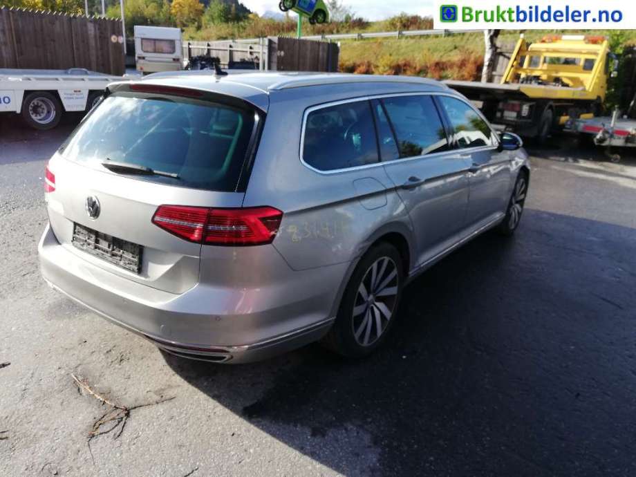 VW Passat 2015-2019 (Fase 1) (B8) (B8), Motorkode: CUKC, Girkassekode: RXG