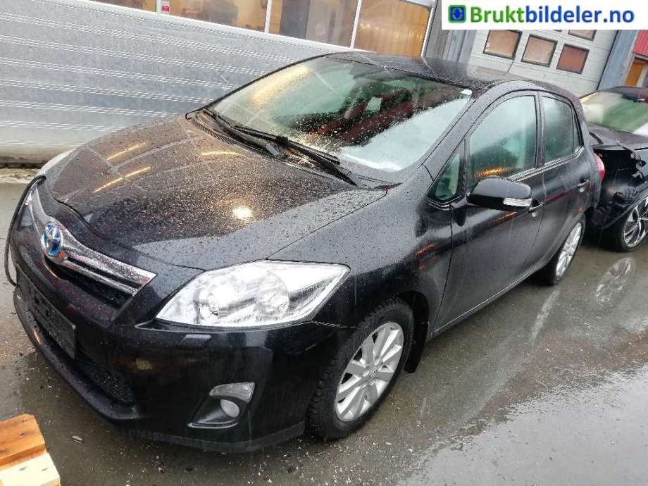 Toyota Auris 2010-2012 (Type I, Fase 2) , Motorkode: 2ZR-FXE, Girkassekode: 