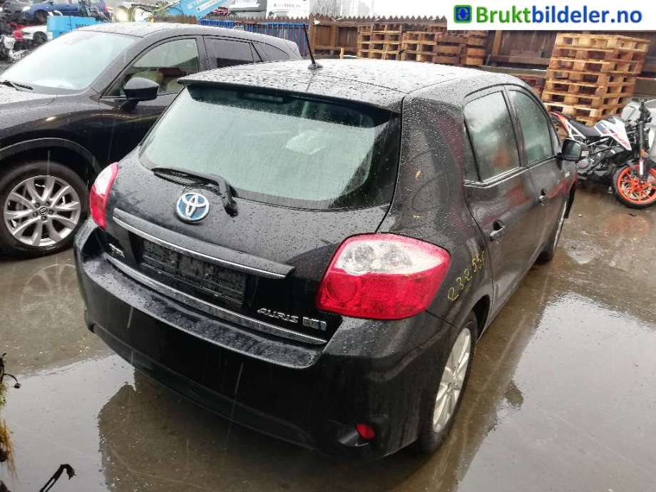 Toyota Auris 2010-2012 (Type I, Fase 2) , Motorkode: 2ZR-FXE, Girkassekode: 