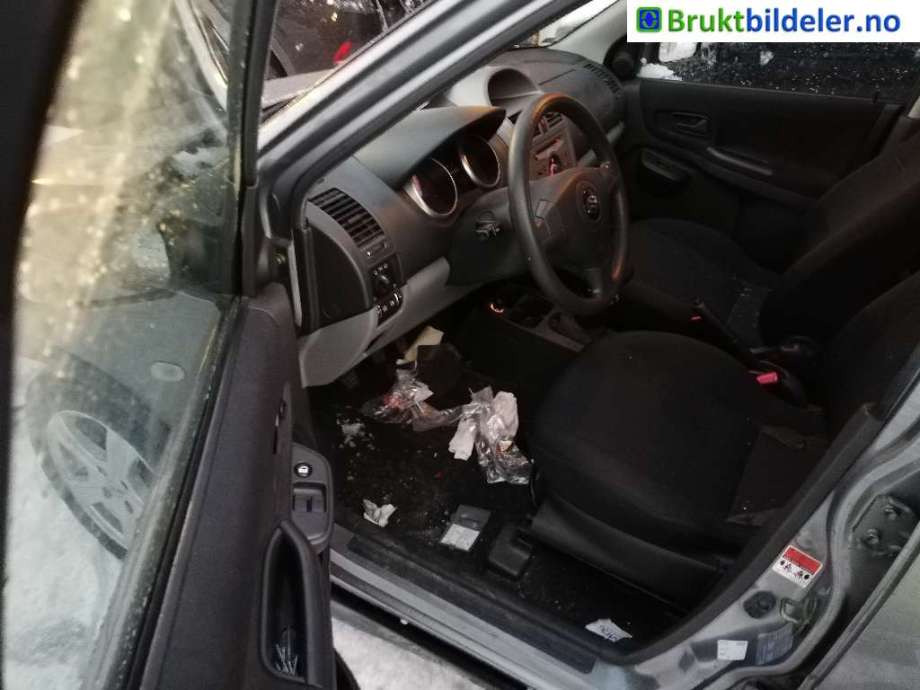 Suzuki Ignis 2003-2010 (Type I) (UNGARN) (UNGARN), Motorkode: M13A, Girkassekode: 