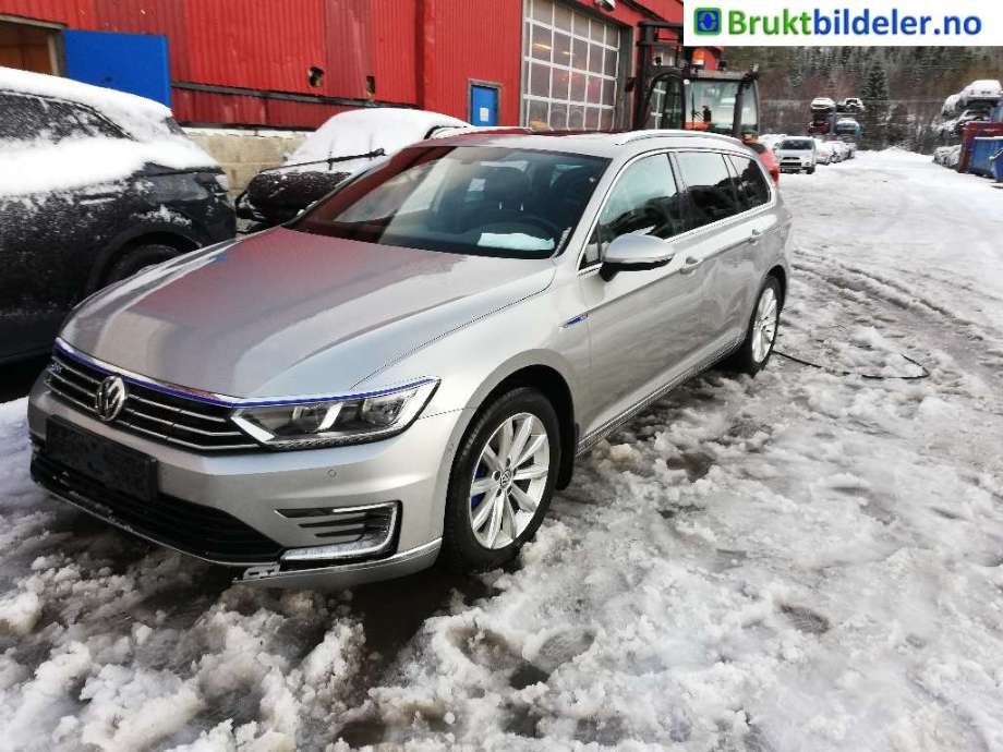 VW Passat 2015-2019 (Fase 1) (B8) (B8), Motorkode: CUKC, Girkassekode: RNV