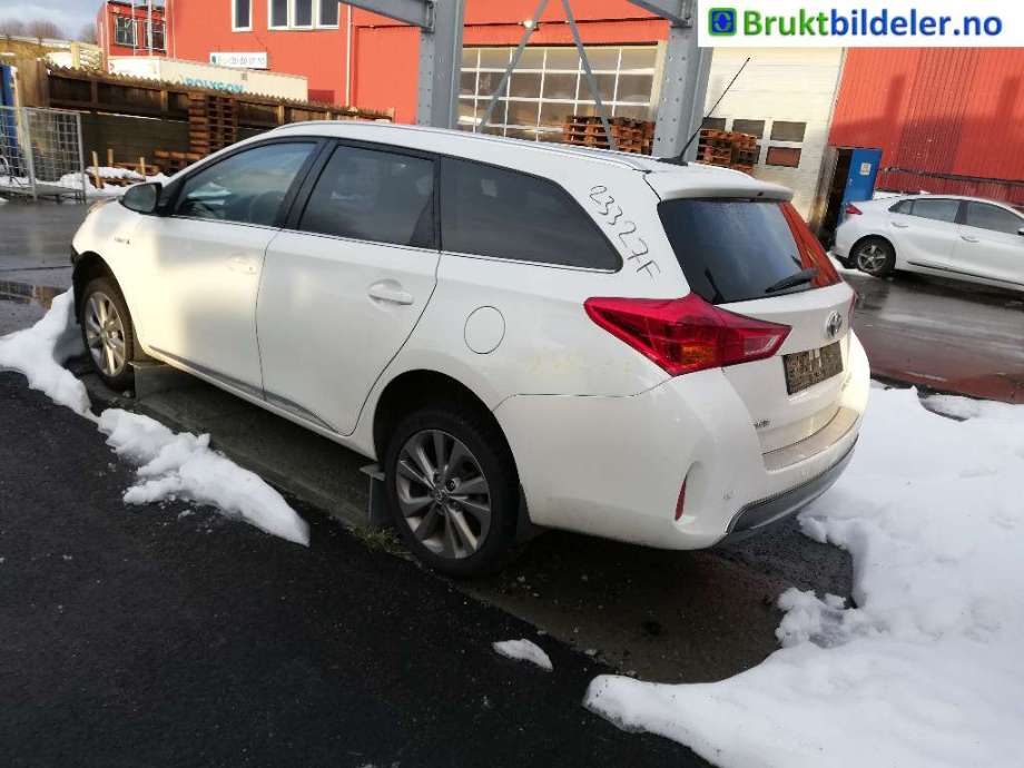 Toyota Auris 2013-2015 (Type II, Fase 1) , Motorkode: 2ZR-FXE, Girkassekode: 