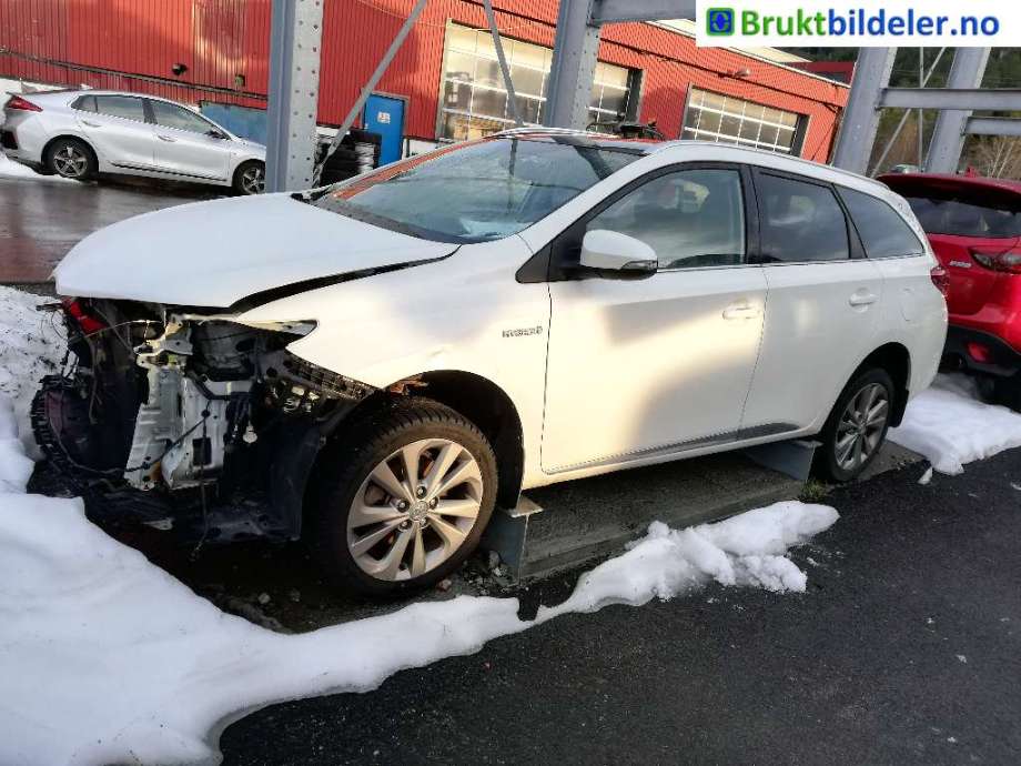 Toyota Auris 2013-2015 (Type II, Fase 1) , Motorkode: 2ZR-FXE, Girkassekode: 