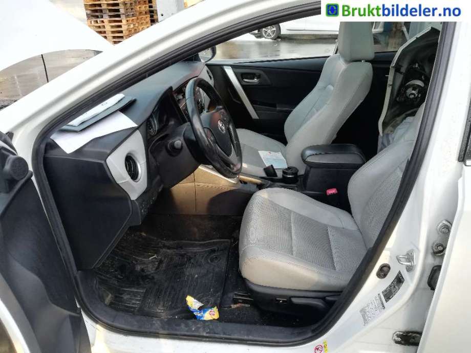 Toyota Auris 2013-2015 (Type II, Fase 1) , Motorkode: 2ZR-FXE, Girkassekode: 