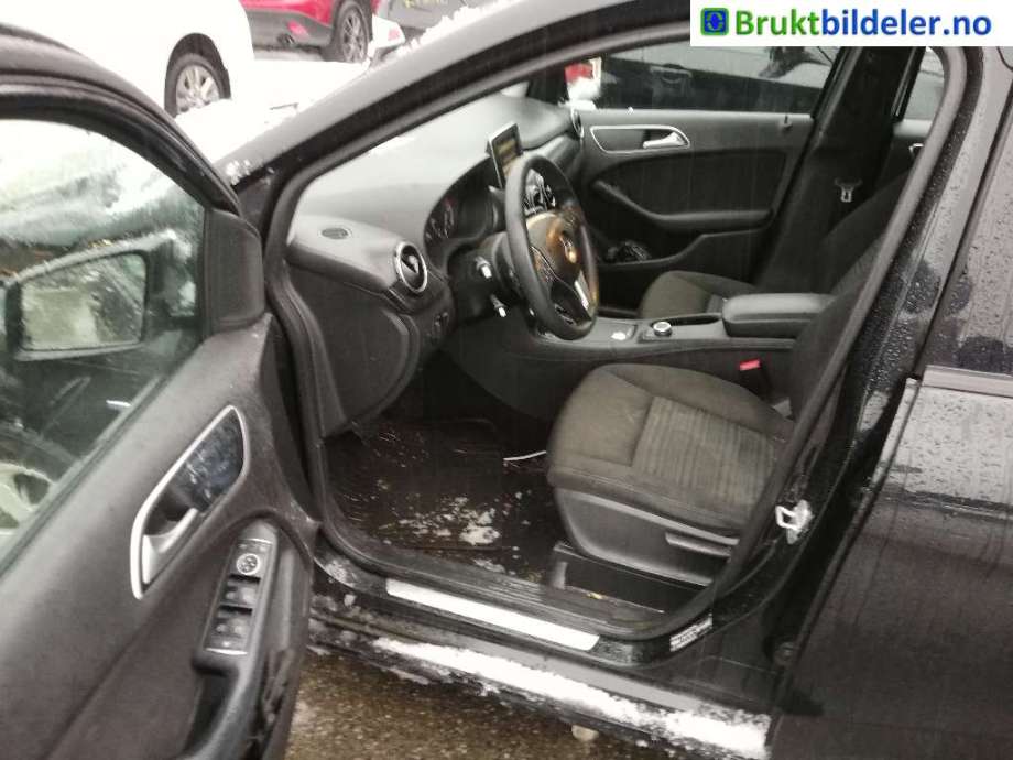 Mercedes B-Klasse 2011-2018 (W246) (W246), Motorkode: OM651.901, Girkassekode: 