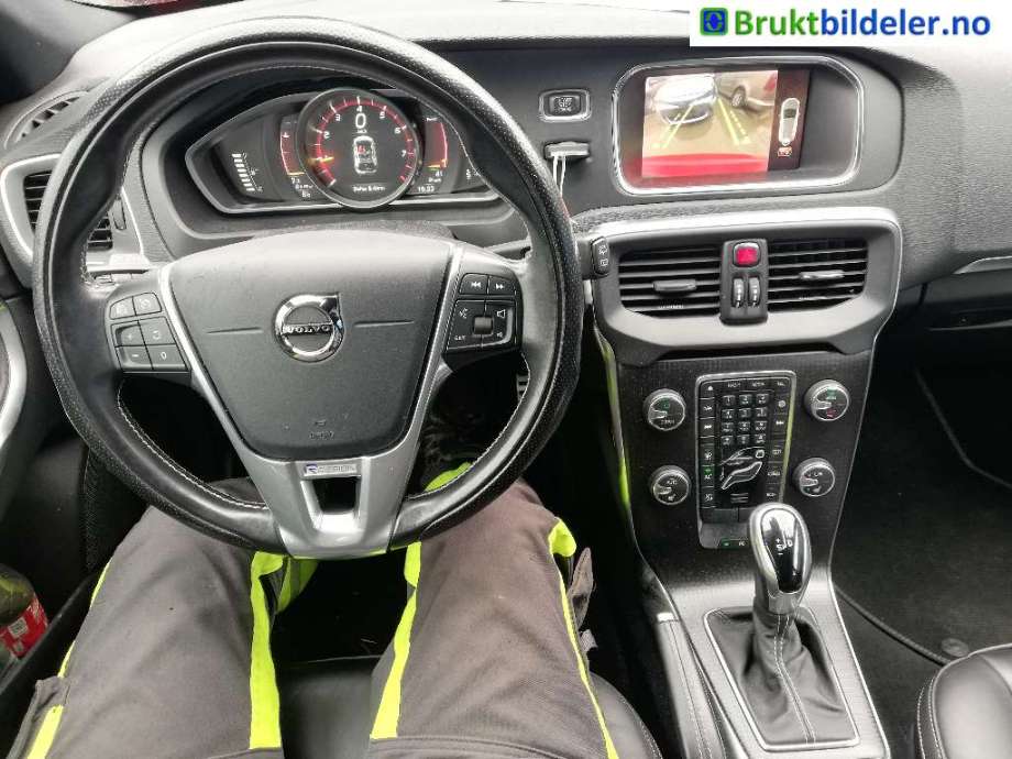 Volvo V40 2012-2019 , Motorkode: B4154T5, Girkassekode: 