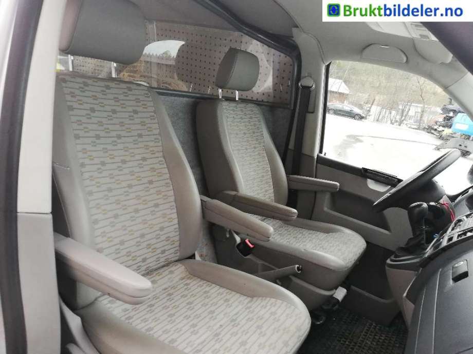 VW Transporter / Caravelle 2009-2015 (Fase 2) (T5) (T5), Motorkode: CFCA, Girkassekode: NEY