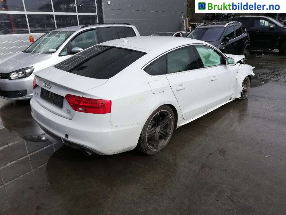 Audi A5 2007-2016 (Type I) , Motorkode: CNCD, Girkassekode: PJW