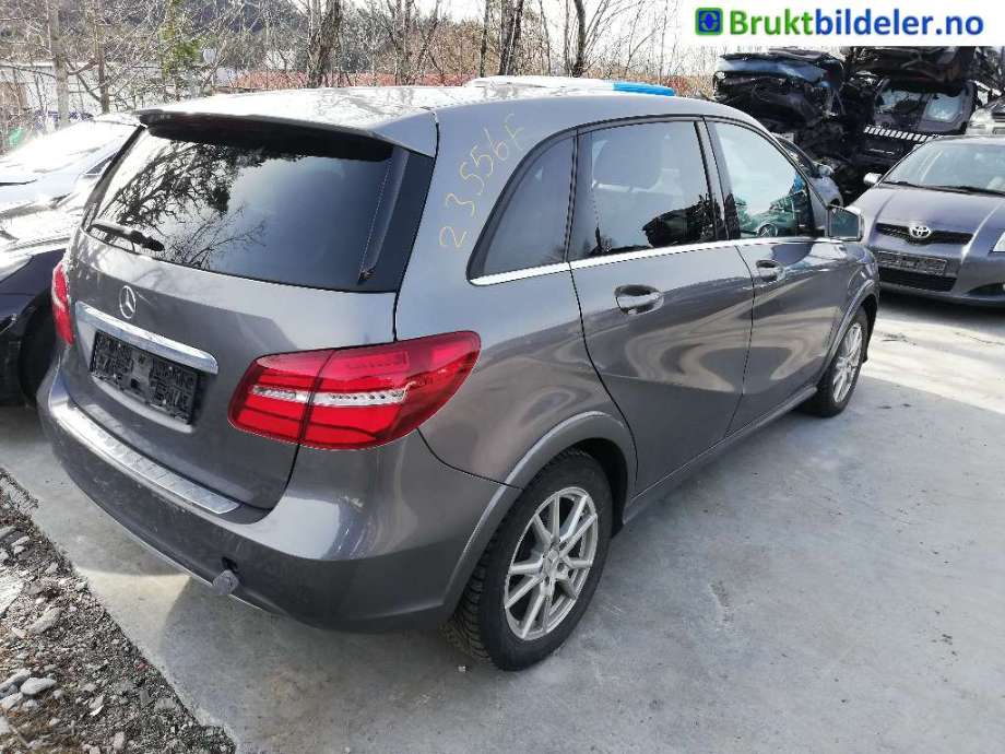Mercedes B-Klasse 2011-2018 (W246) (W246), Motorkode: EM780.990, Girkassekode: 