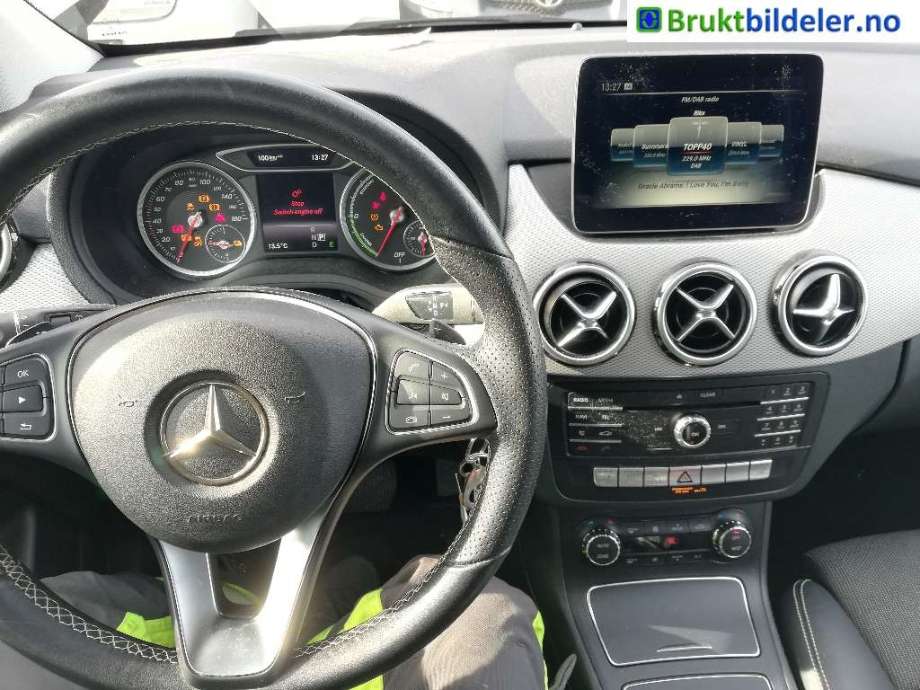 Mercedes B-Klasse 2011-2018 (W246) (W246), Motorkode: EM780.990, Girkassekode: 