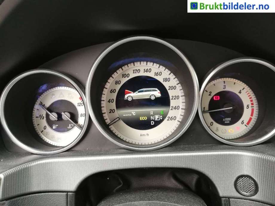 Mercedes E-Klasse 2013-2016 (Fase 2) (W212) (W212), Motorkode: OM651.924, Girkassekode: 722.908