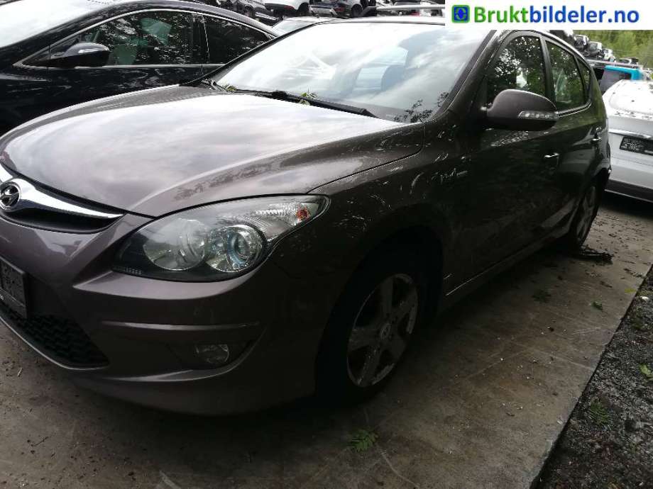 Hyundai i30 2007-2012 (Type I) , Motorkode: D4FB-L, Girkassekode: 