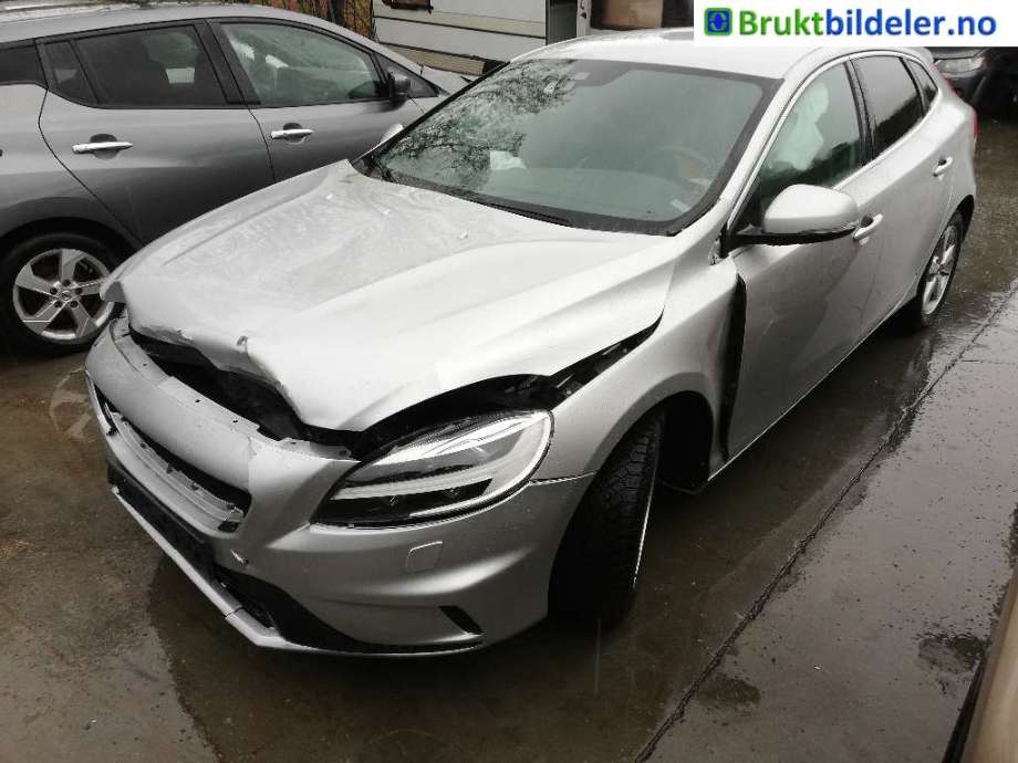 Volvo V40 2012-2019 delebil , Motorkode: B4204T38, Girkassekode: 