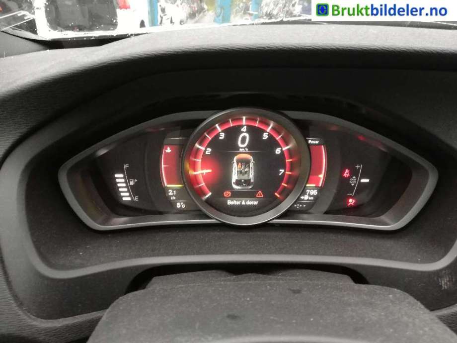 Volvo V40 2012-2019 delebil , Motorkode: B4204T38, Girkassekode: 