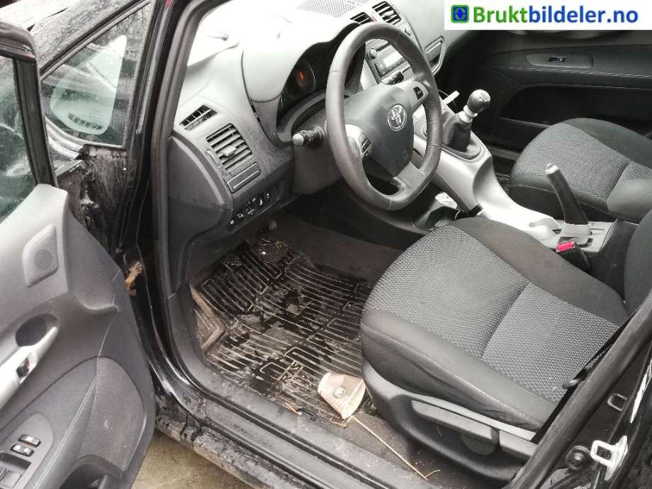 Toyota Auris 2010-2012 (Type I, Fase 2) , Motorkode: 1ND-TV, Girkassekode: 