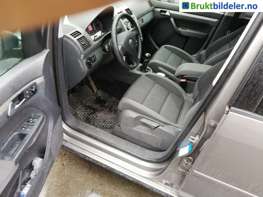 VW Touran 2007-2010 (Type I, Fase 2) , Motorkode: BLS, Girkassekode: KWD