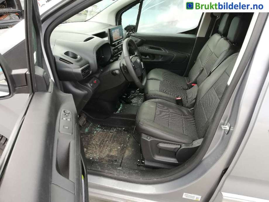 Toyota Proace City 2020-->> , Motorkode: DV5RC, Girkassekode: 