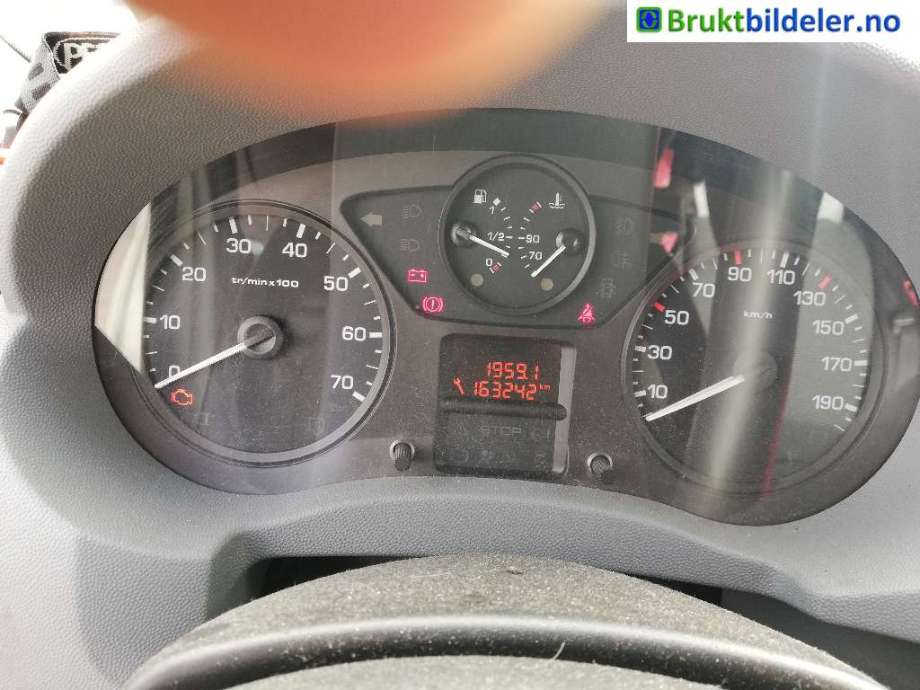 Peugeot Expert 2007-2016 (Type II) , Motorkode: AHZ, Girkassekode: 