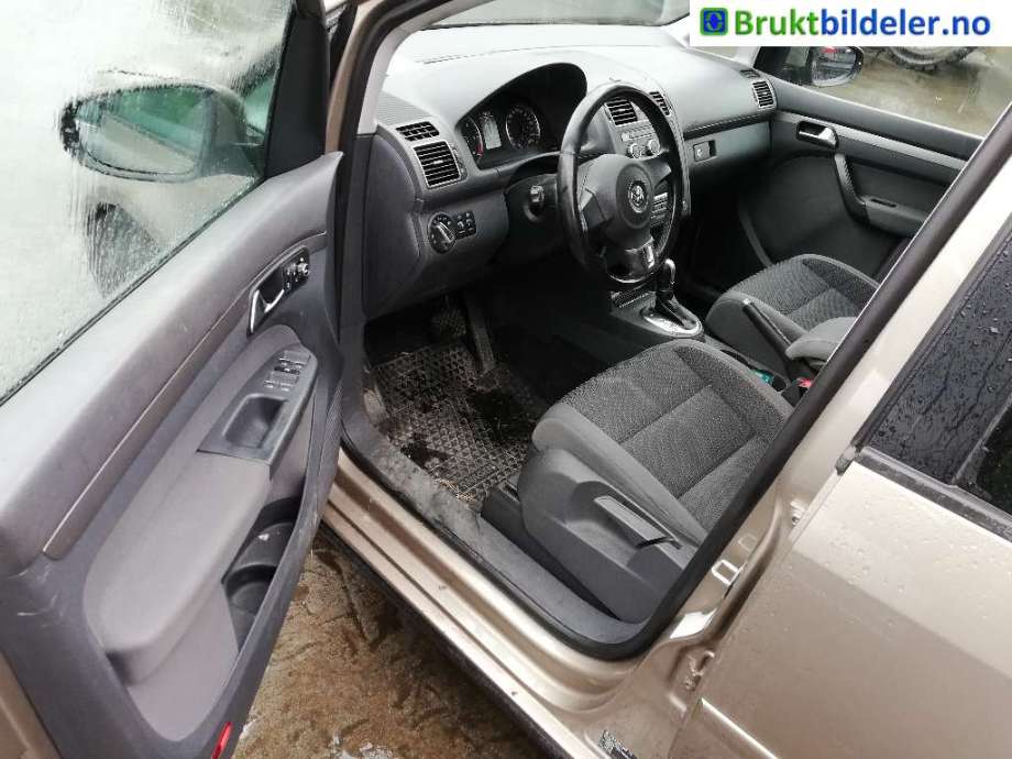 VW Touran 2010-2015 (Type I, Fase 3) , Motorkode: CAYC, Girkassekode: NTT
