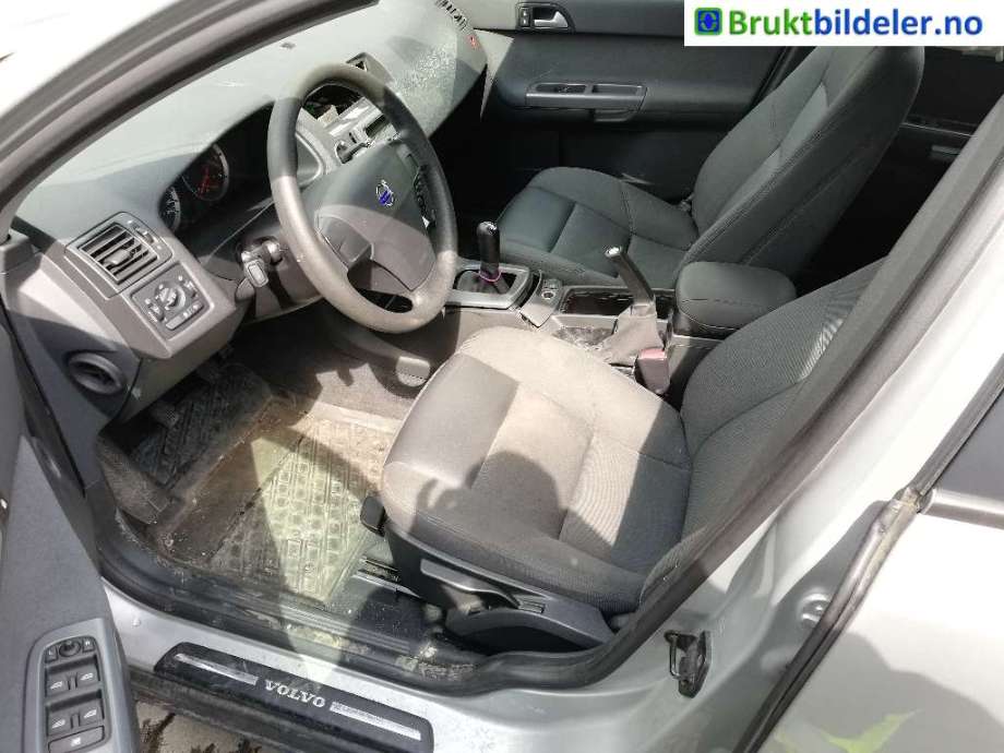 Volvo V50 2004-2007 (Fase 1) , Motorkode: D4164T, Girkassekode: 