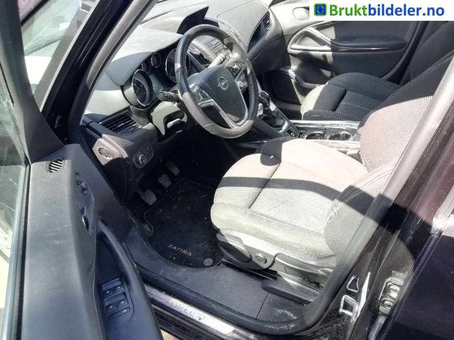 Opel Zafira Tourer 2012-2018 delebil , Motorkode: A20DTL, Girkassekode: 