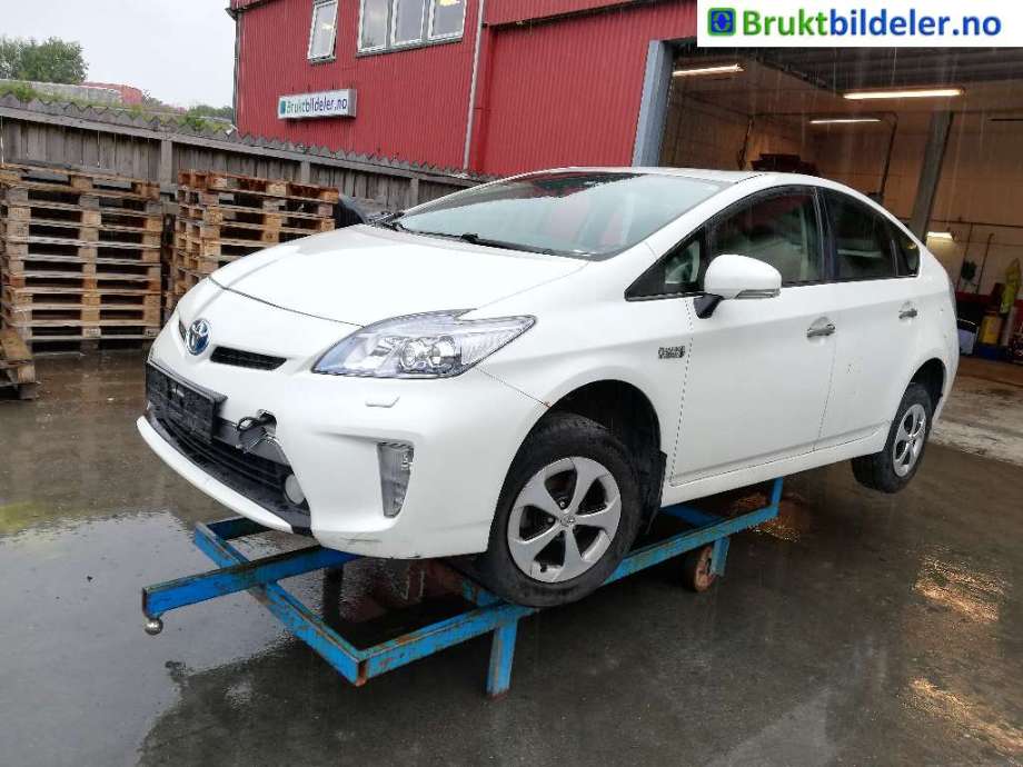 Toyota Prius +7 2012-2020 (Type III) (stasjonsvogn) (stasjonsvogn), Motorkode: 2ZR-FXE, Girkassekode: 
