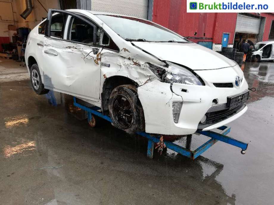 Toyota Prius +7 2012-2020 (Type III) (stasjonsvogn) (stasjonsvogn), Motorkode: 2ZR-FXE, Girkassekode: 
