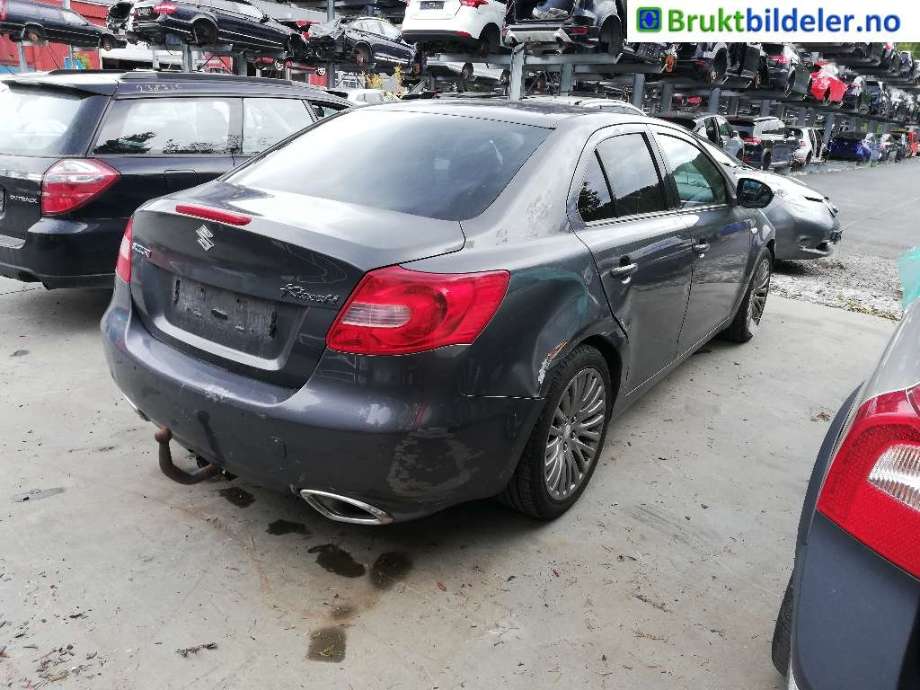 Suzuki Kizashi 2010-2014 , Motorkode: J24B, Girkassekode: 