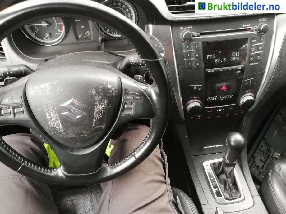 Suzuki Kizashi 2010-2014 , Motorkode: J24B, Girkassekode: 