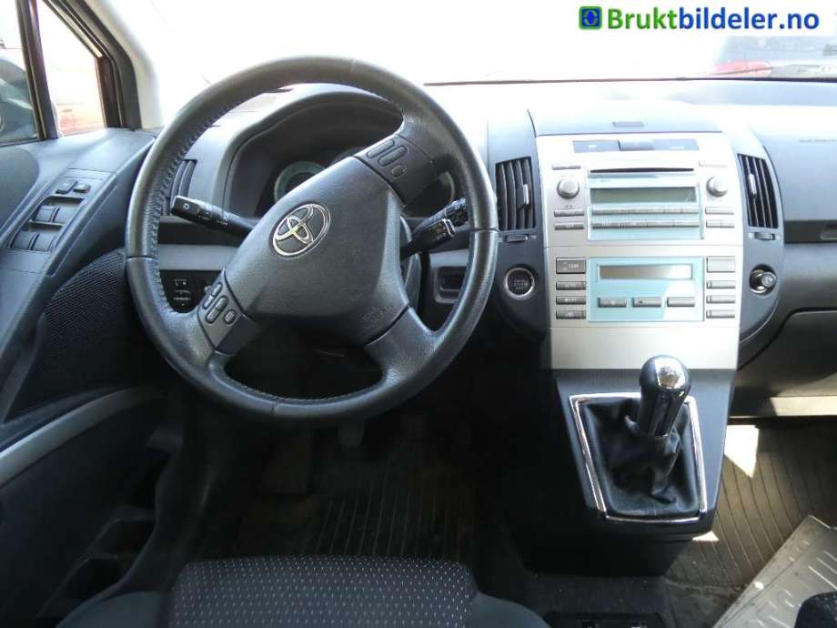 Toyota Verso 2004-2009 (Type II) , Motorkode: 2AD-FTV, Girkassekode: 